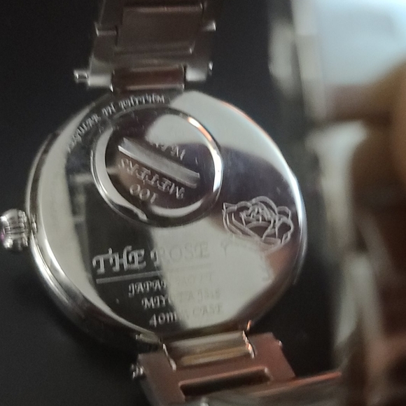 NIB - Vestal Women's RSE3M001 The Rose Stainless - Picture 4 of 5